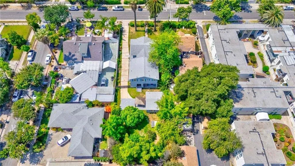 790 N El Molino Ave, Pasadena, CA 91104