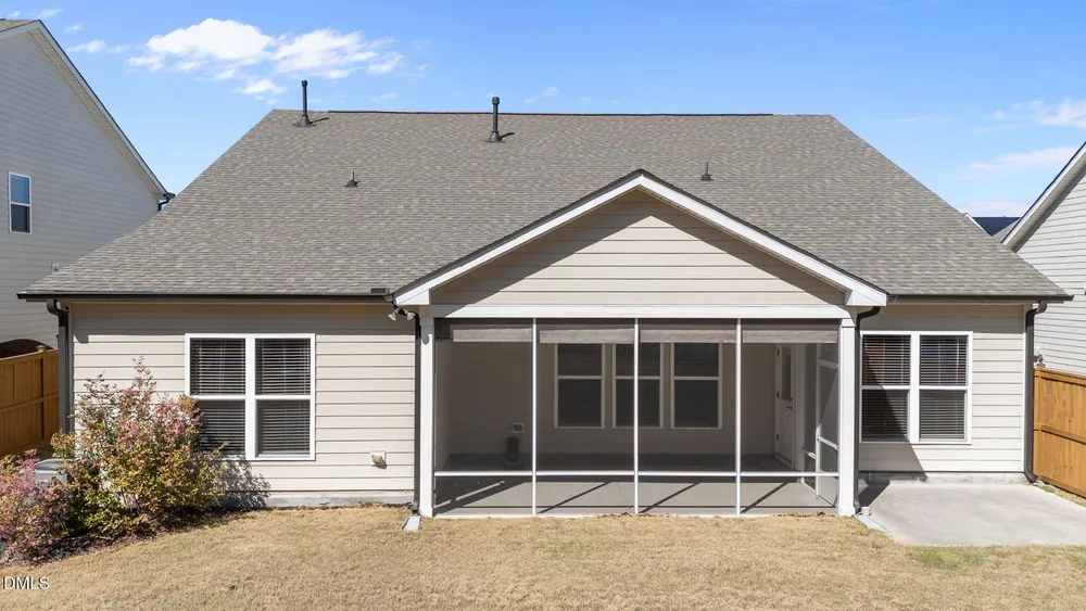 3735 Autumn Creek Dr, Fuquay-Varina, NC 27526