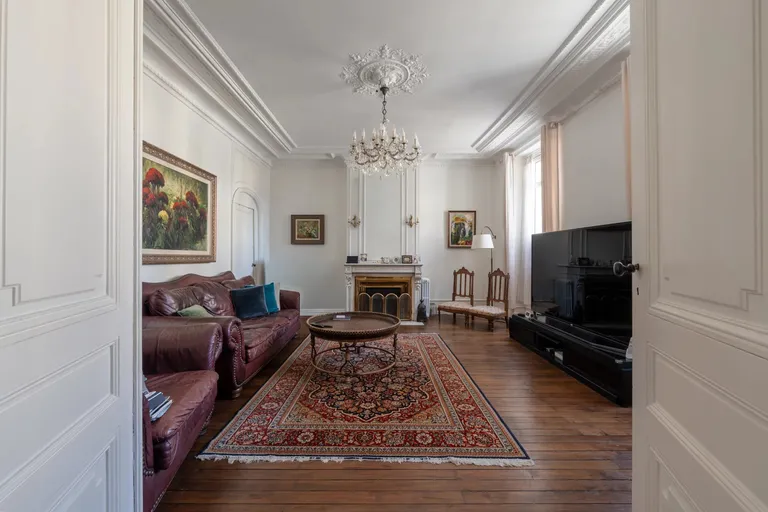 Bordeaux, 33000, France