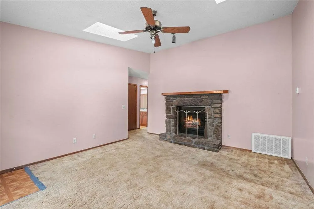 N Century Dr, Rogers, AR 72756