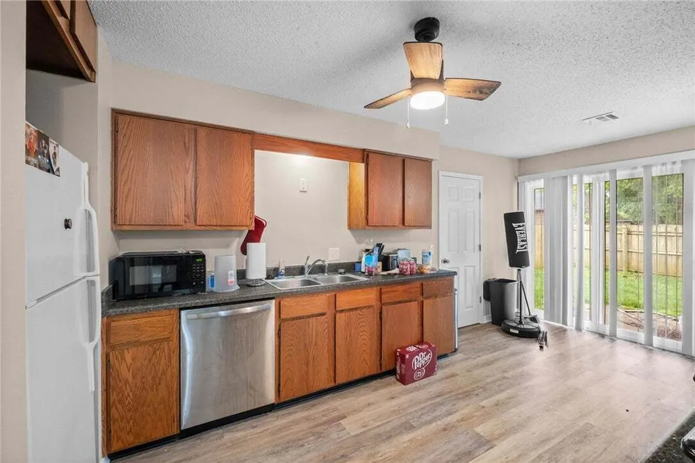 N Century Dr, Rogers, AR 72756