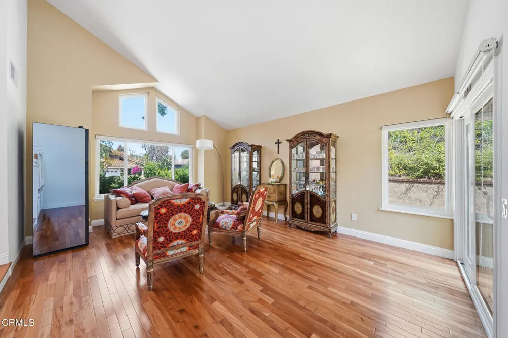 3180 Dragonfly St, Glendale, CA 91206