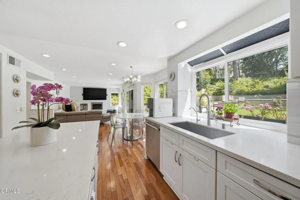3180 Dragonfly St, Glendale, CA 91206