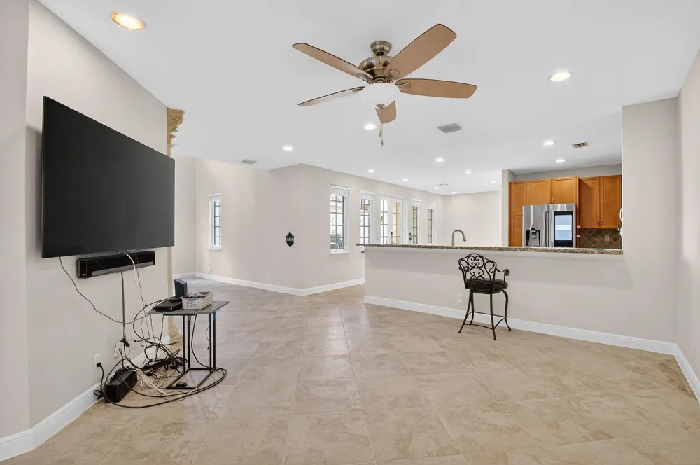 1617 Estuary Way, Delray Beach, FL 33483