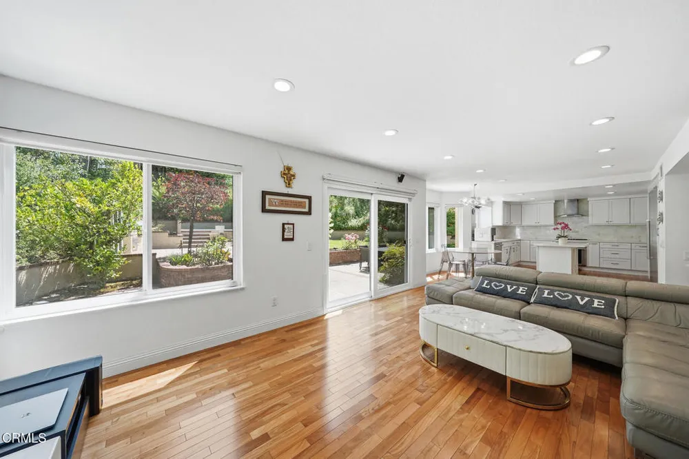 3180 Dragonfly St, Glendale, CA 91206