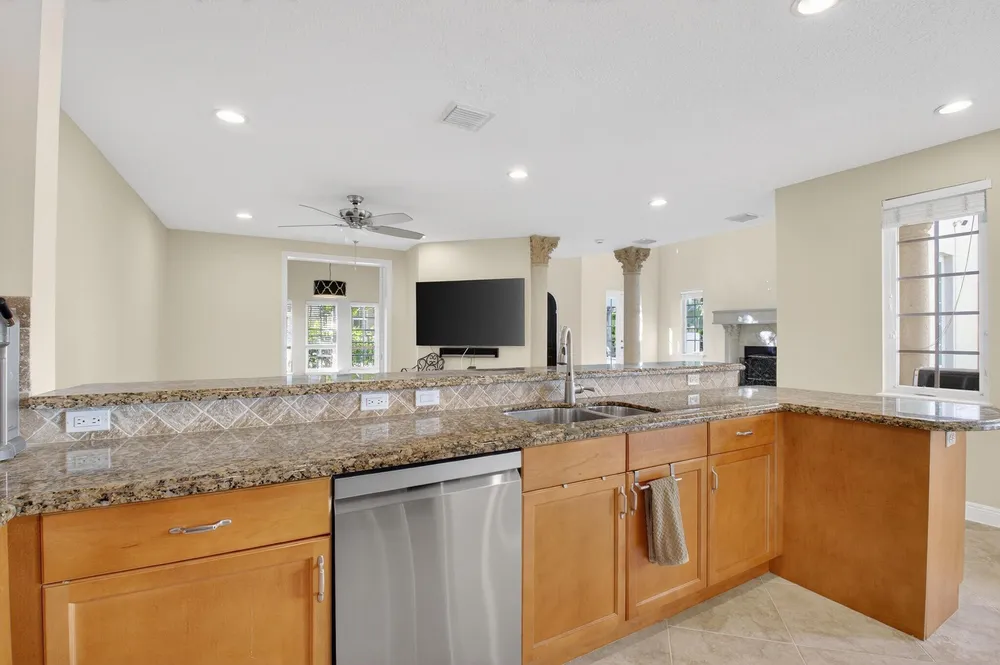 1617 Estuary Way, Delray Beach, FL 33483