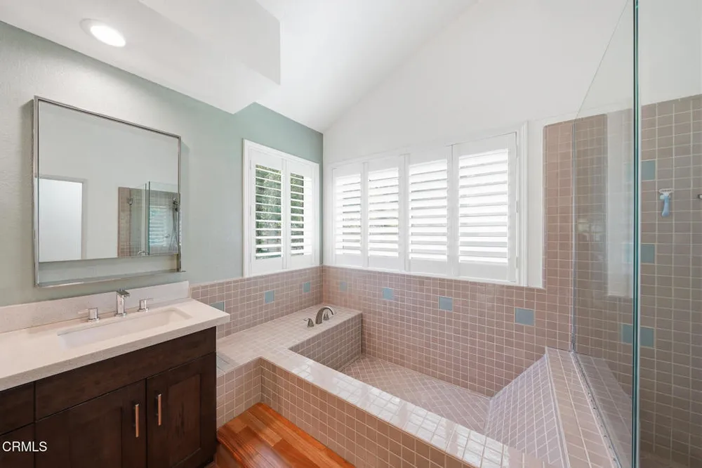3180 Dragonfly St, Glendale, CA 91206