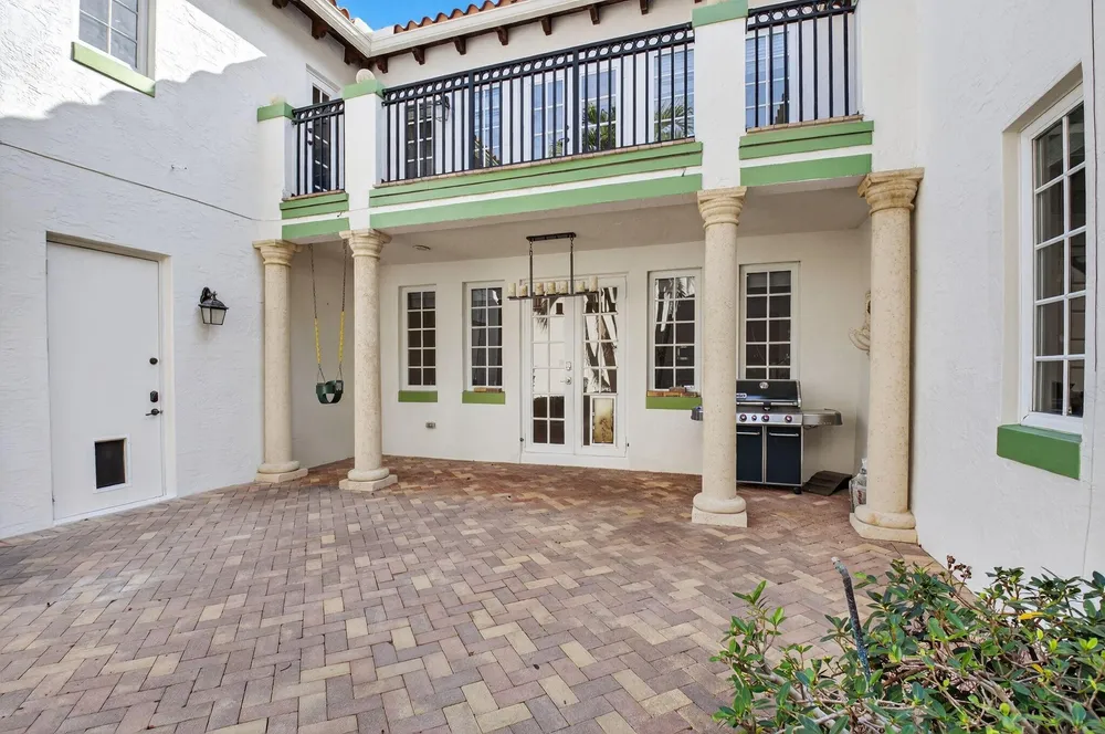 1617 Estuary Way, Delray Beach, FL 33483