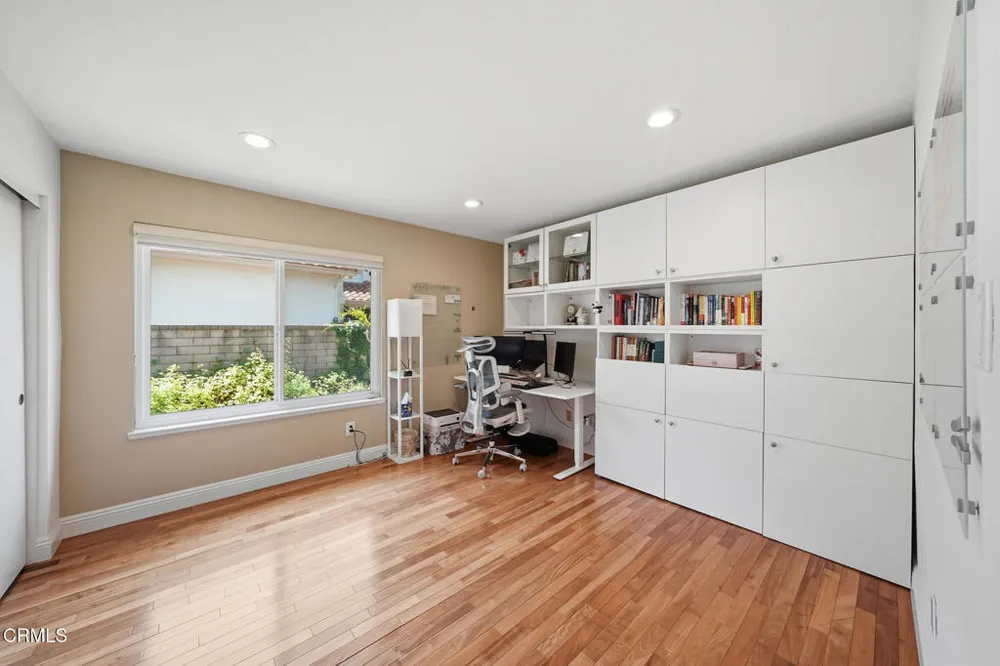 3180 Dragonfly St, Glendale, CA 91206