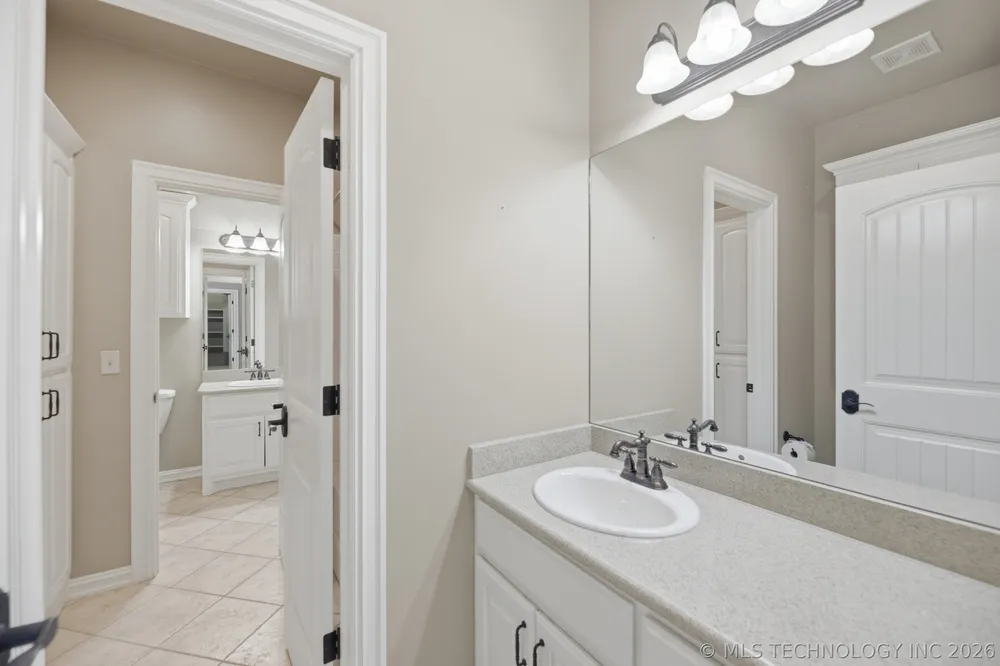 10906 S 77th East Ave, Tulsa, OK 74133