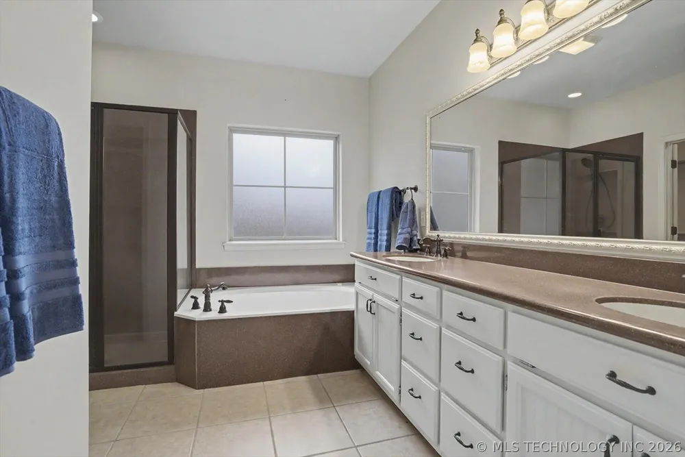 17005 E 48th St, Tulsa, OK 74134