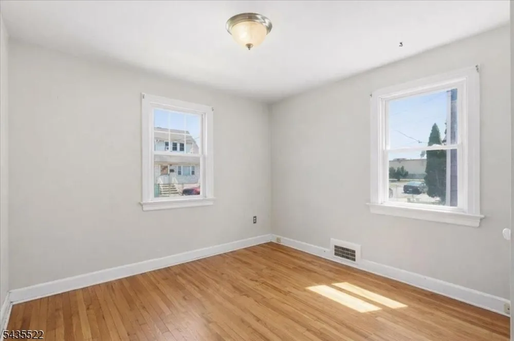 221 Ralph St, Belleville, NJ 07109