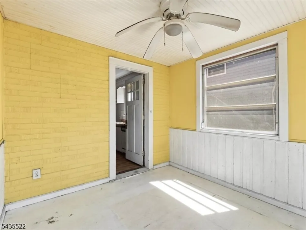 221 Ralph St, Belleville, NJ 07109