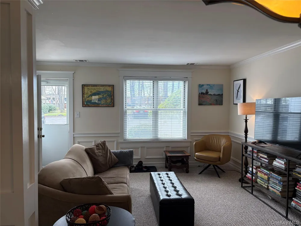 61 Rocky Point Yaphank Rd, Rocky Point, NY 11778