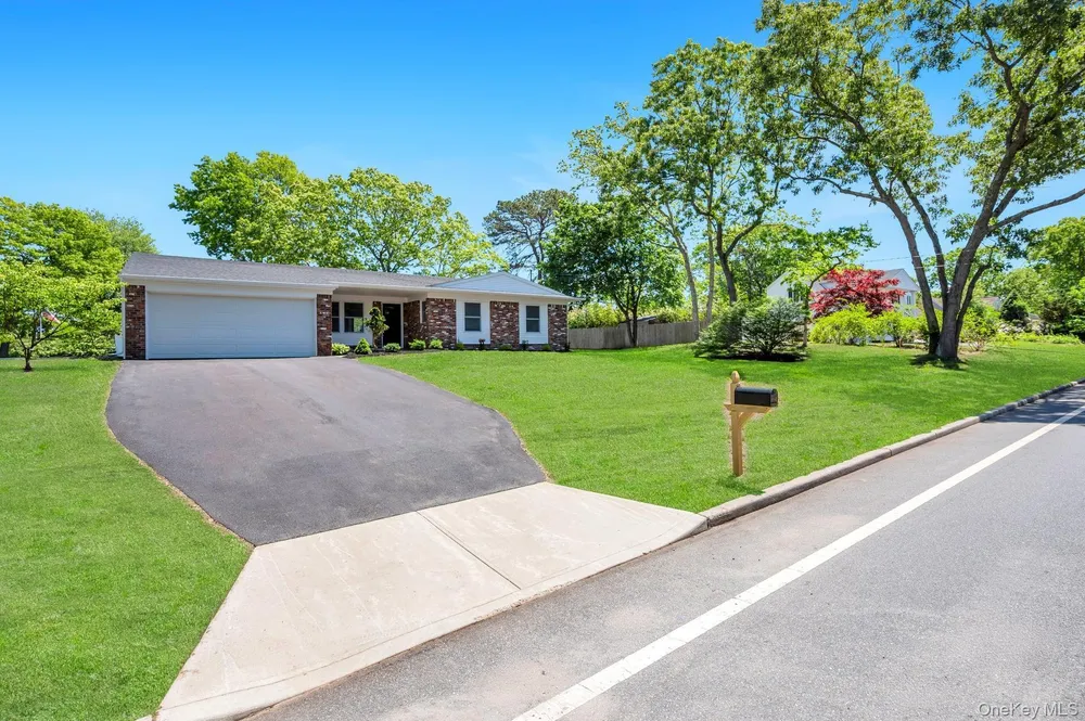 413 Bicycle Path, Port Jefferson Station, NY 11776