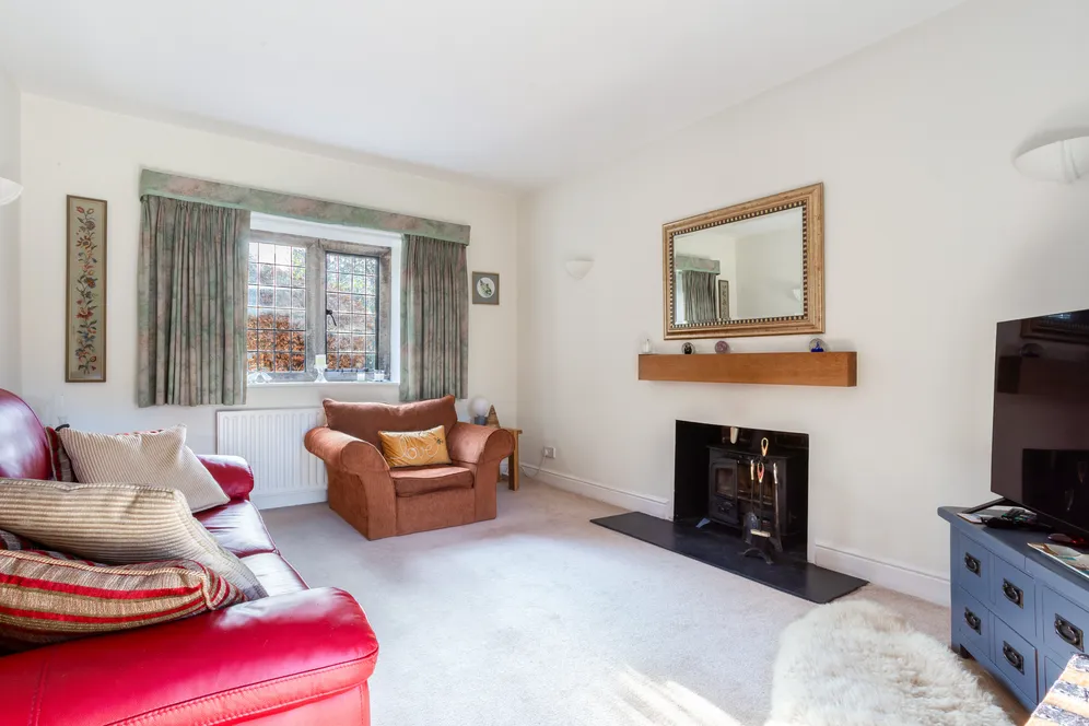 Hollycombe, Liphook, GU30 photo 2