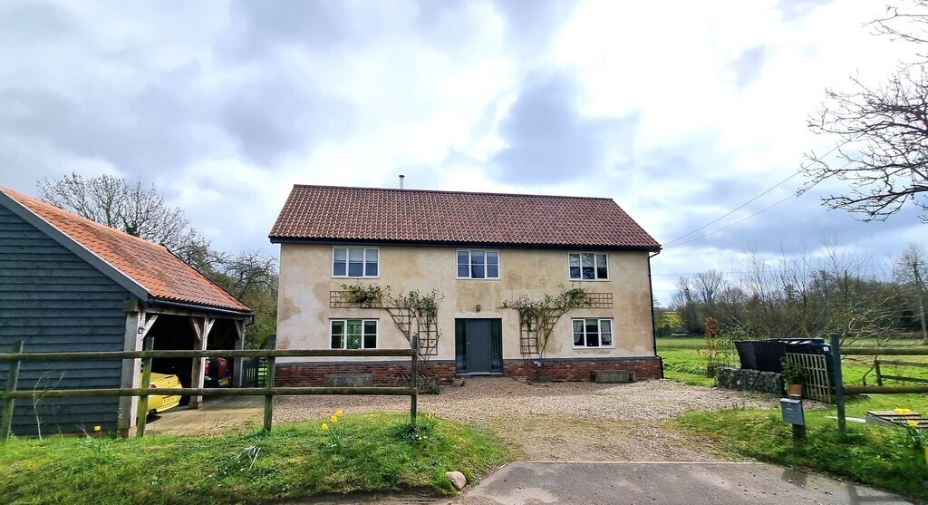 Cookley Street, Cookley, Halesworth Image 1