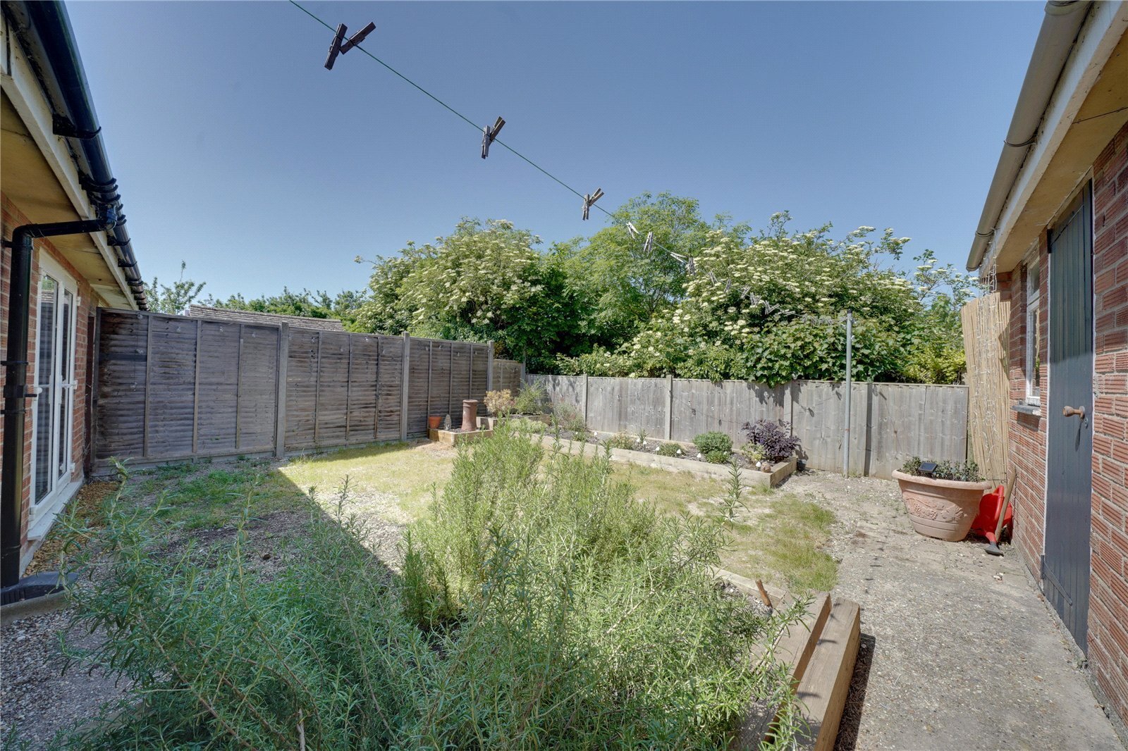 Neve Gardens, West Row, Bury St. Edmunds, Suffolk, IP28 Image 9
