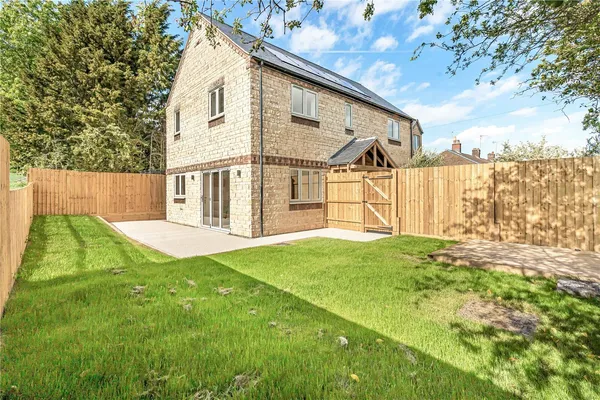 Brookside, Southwick, PE8 photo 13