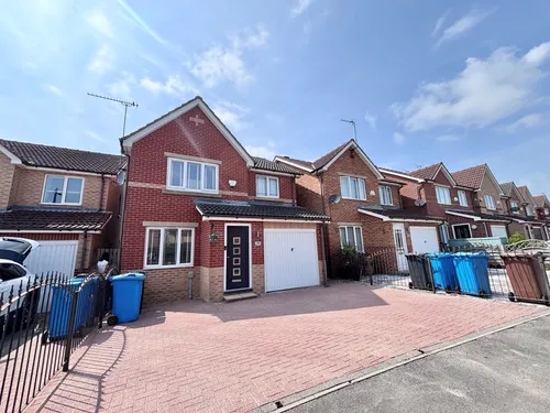 Highgrove Way, Kingswood, HULLphoto