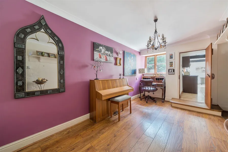 Property Image 15