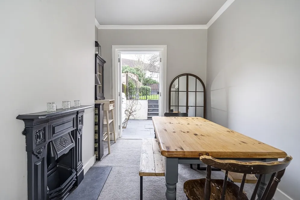 Pembroke Road London N10 photo 8
