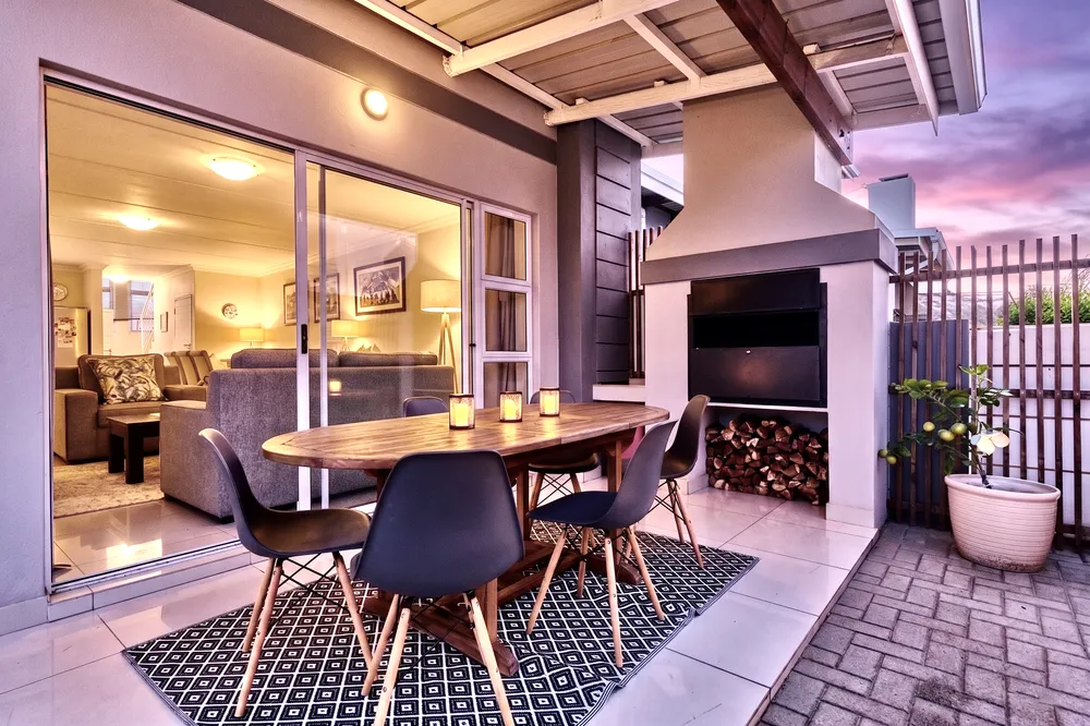 South Africa, Gauteng, Eagle Canyon Golf Estate, Ridge Road, 1010