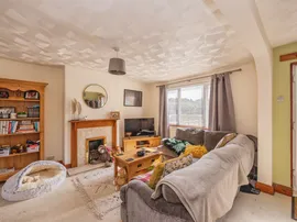 Bitterne Close, Havant thumb 2