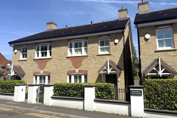 Station Approach, East Horsley