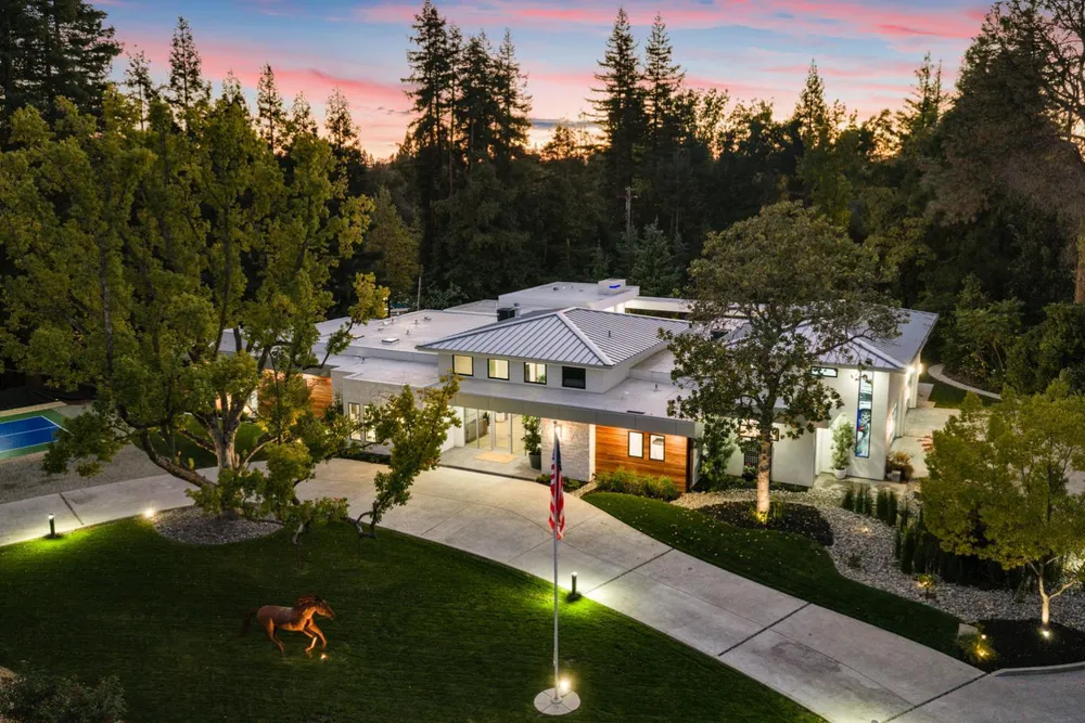3630 Winding Creek Rd, Sacramento, CA 95864