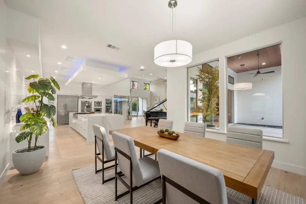 3630 Winding Creek Rd, Sacramento, CA 95864