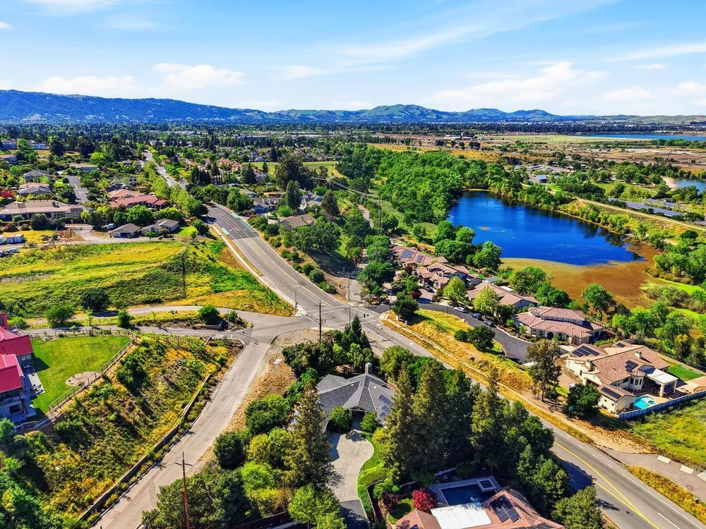 733 Vineyard Terrace, Pleasanton, CA 94566