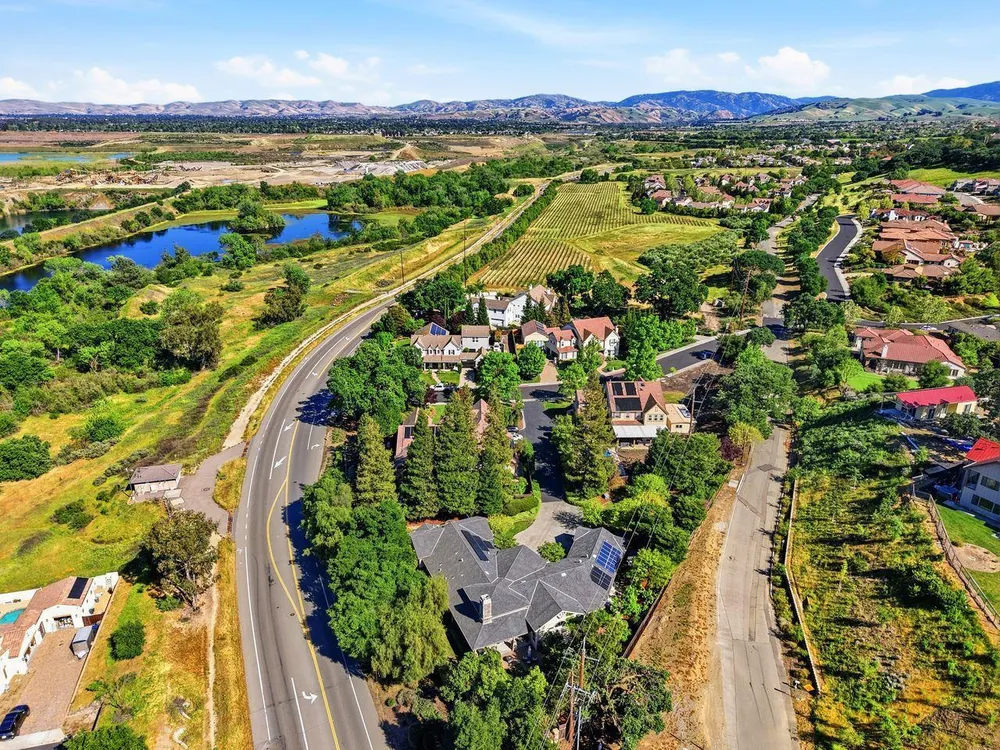 733 Vineyard Terrace, Pleasanton, CA 94566