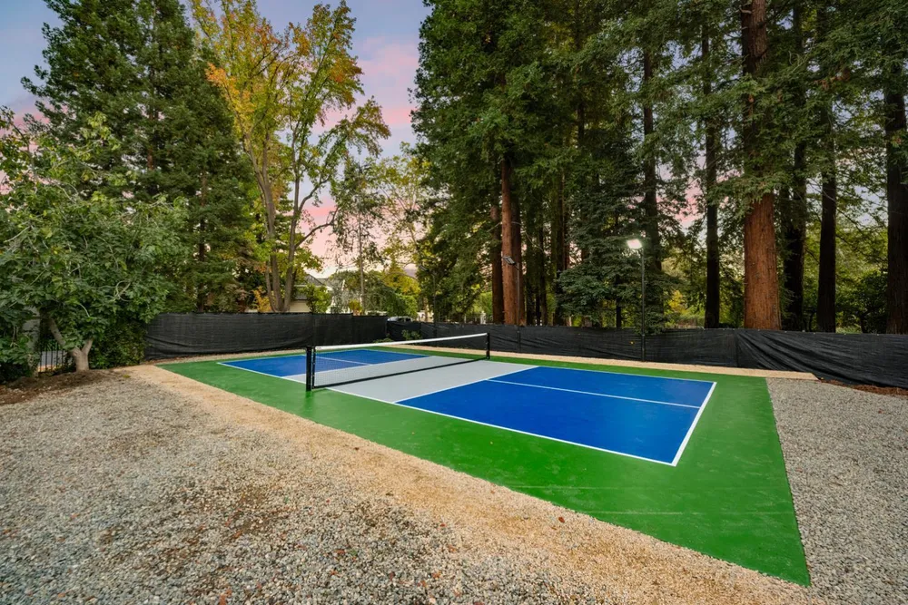 3630 Winding Creek Rd, Sacramento, CA 95864