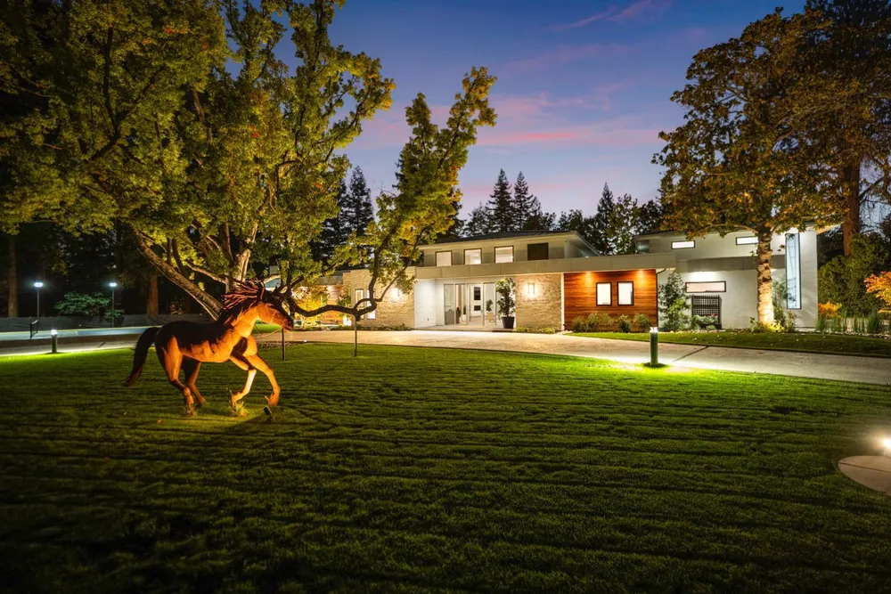3630 Winding Creek Rd, Sacramento, CA 95864