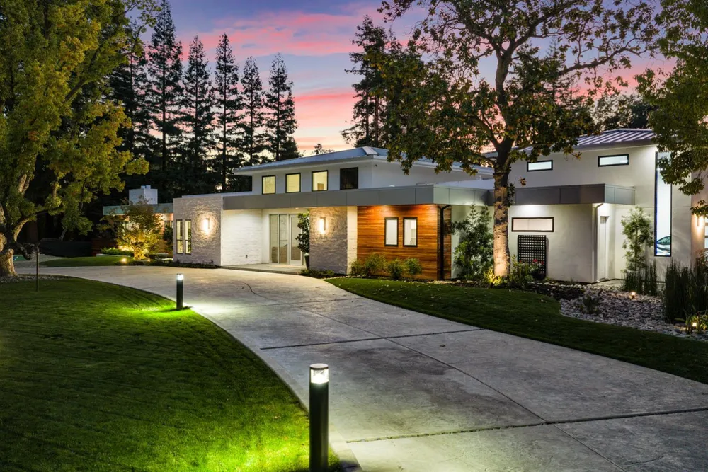 3630 Winding Creek Rd, Sacramento, CA 95864