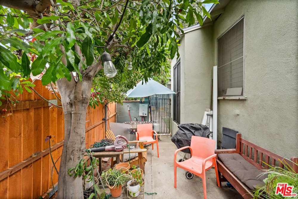 6720 Ferrara St, Highland Park, CA 90042