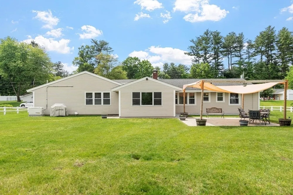 9 Ansie Rd, Chelmsford, MA 01824