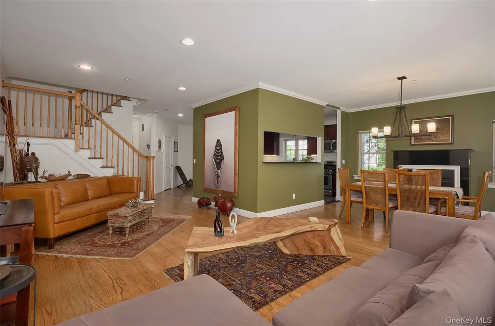 1 Preserve Ct, White Plains, NY 10607