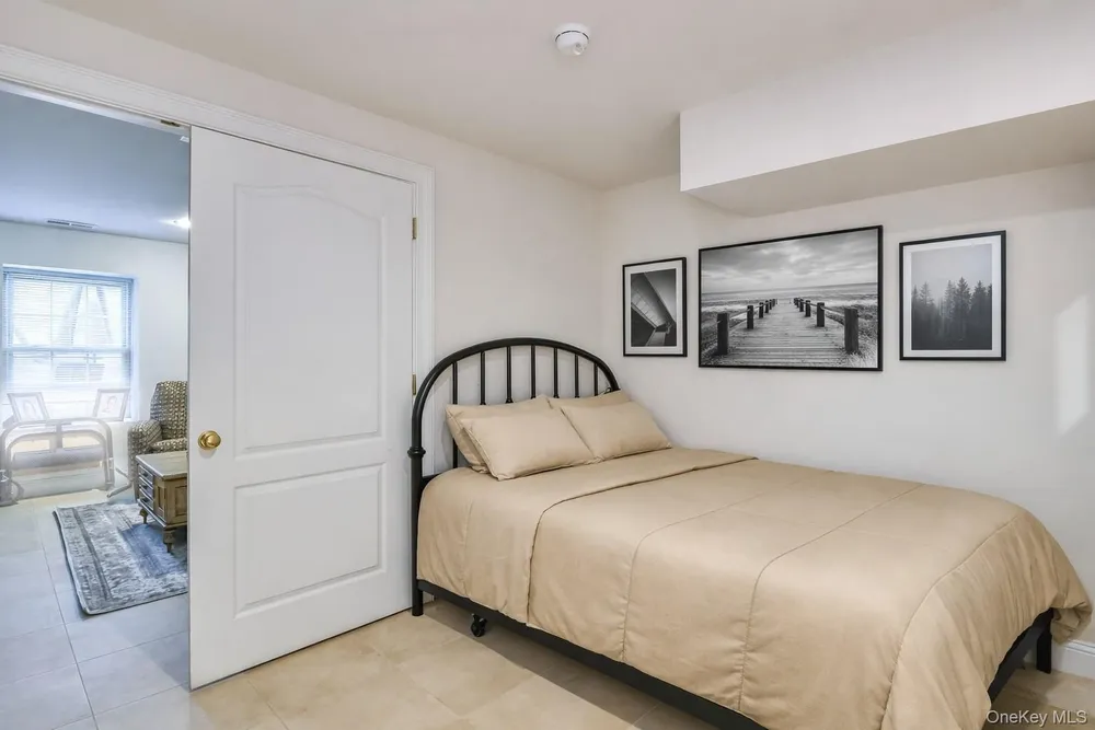 1 Preserve Ct, White Plains, NY 10607