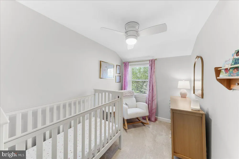 1228 Cobbs St, Drexel Hill, PA 19026