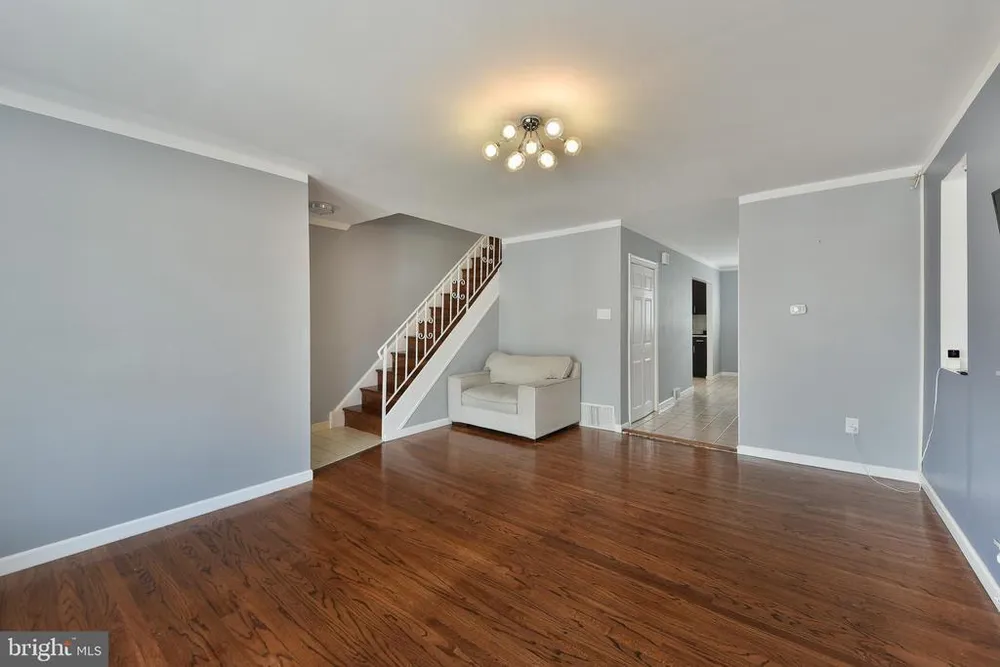 2826 Maxwell St, Philadelphia, PA 19136