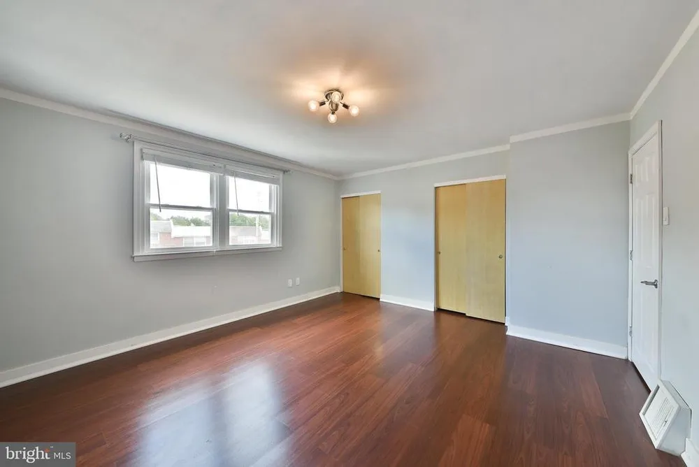 2826 Maxwell St, Philadelphia, PA 19136