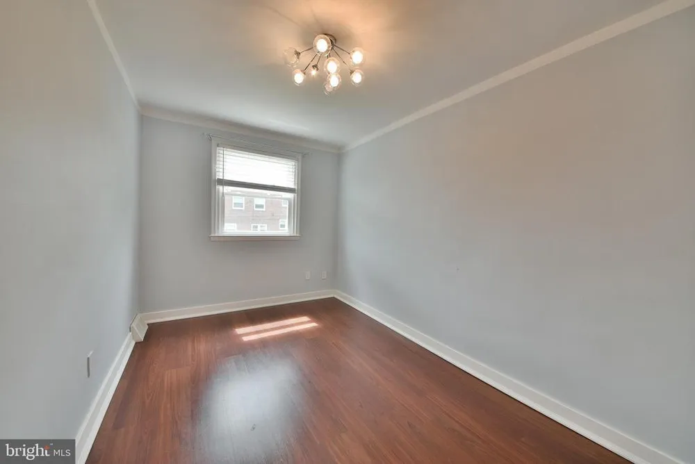 2826 Maxwell St, Philadelphia, PA 19136