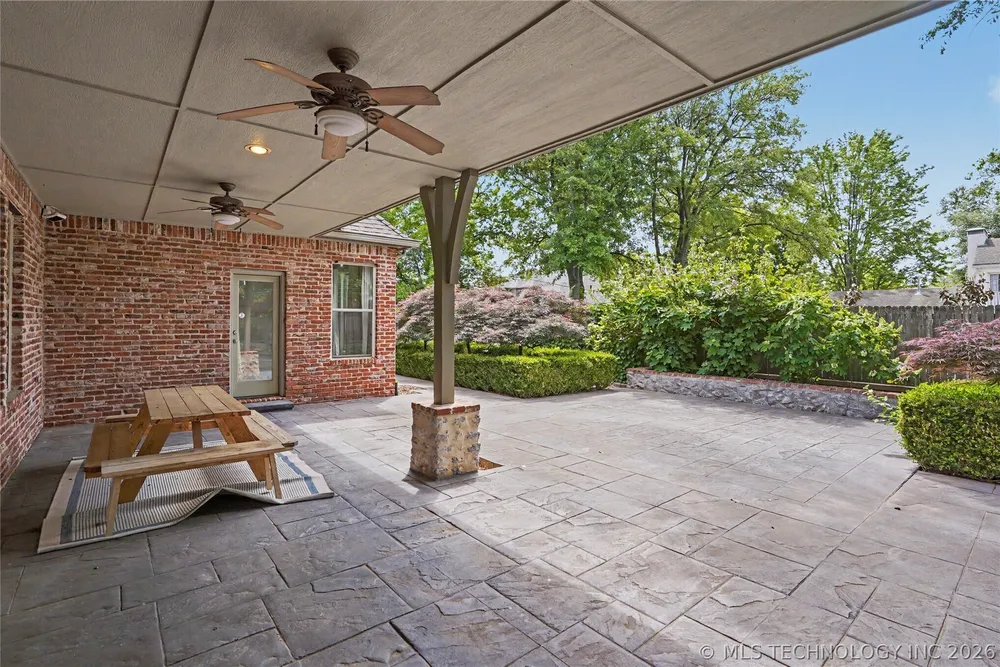 4912 E 104th Pl, Tulsa, OK 74137