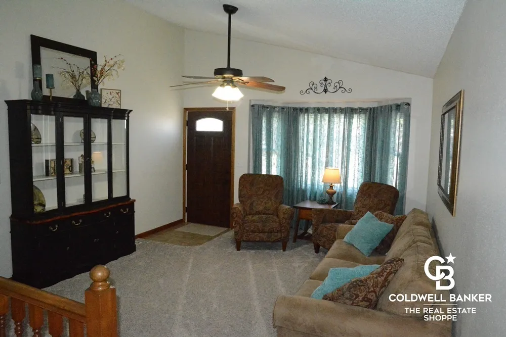 2808 Kris Pl, Garden City, KS 67846