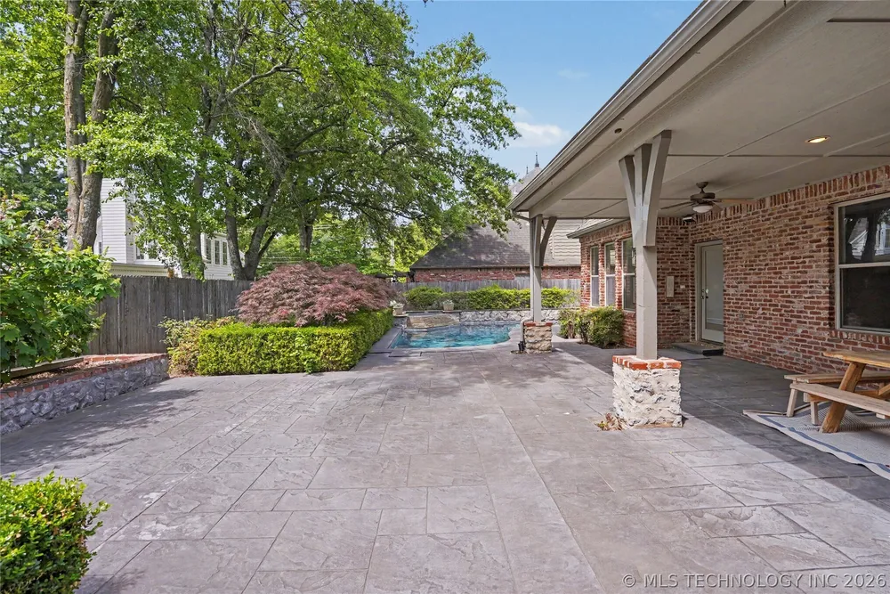 4912 E 104th Pl, Tulsa, OK 74137