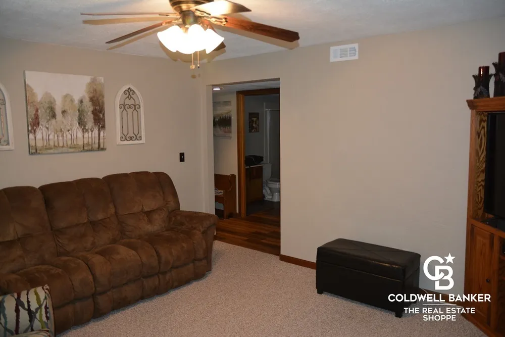 2808 Kris Pl, Garden City, KS 67846