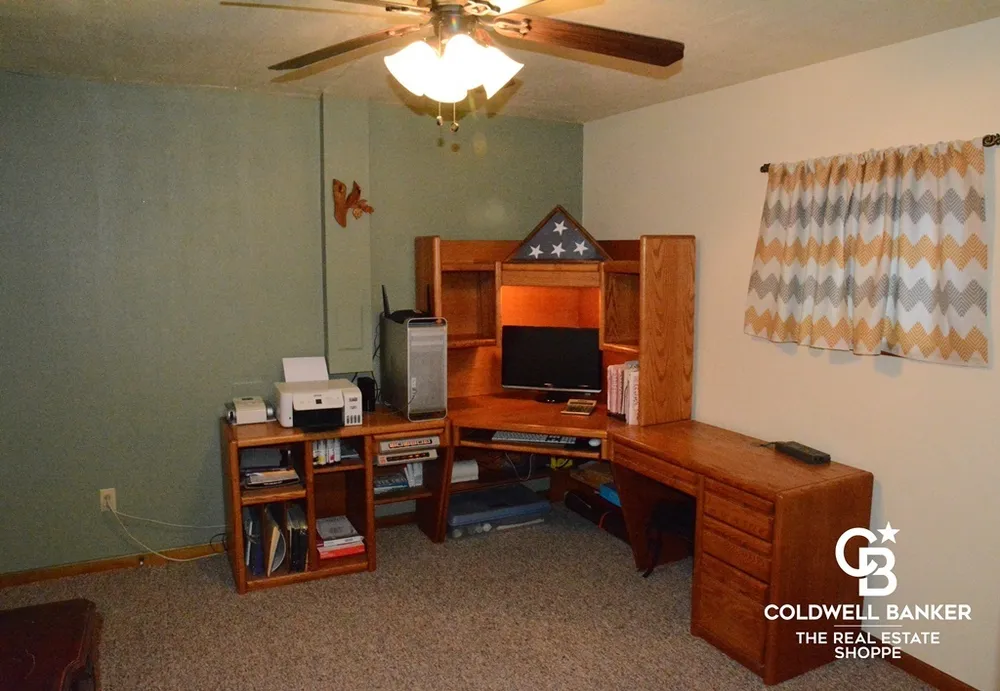 2808 Kris Pl, Garden City, KS 67846