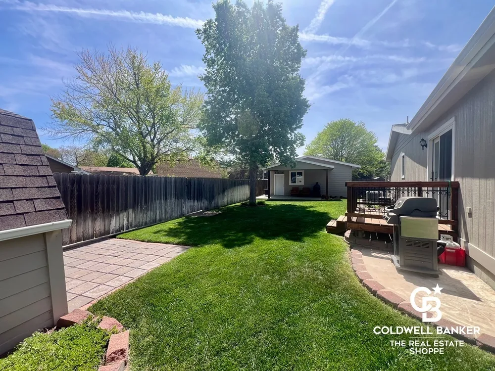 2808 Kris Pl, Garden City, KS 67846
